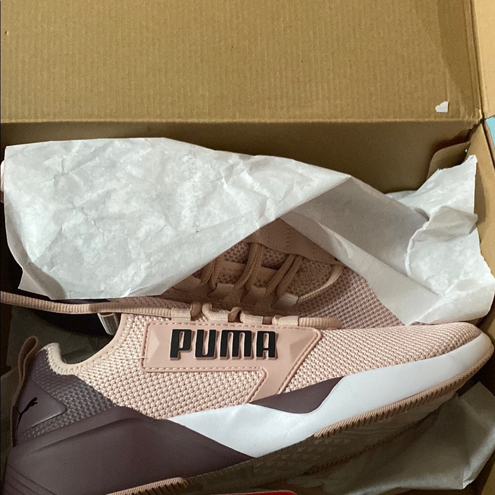 Puma Retaliate Women's Sneakers
